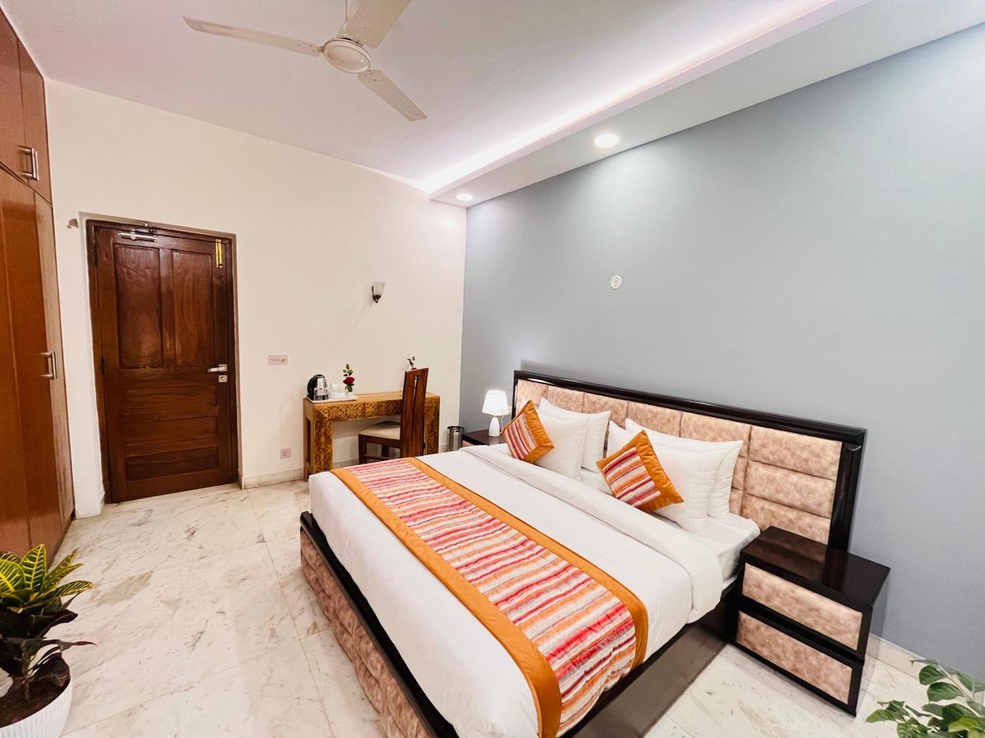 Grove Residency Hauz Khas New Delhi Couple Friendly Hotel Buitenkant foto