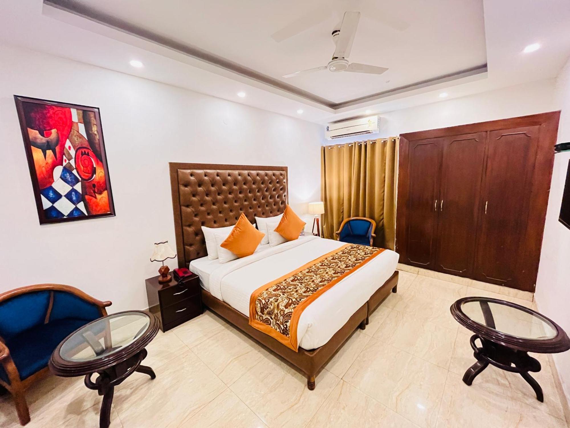 Grove Residency Hauz Khas New Delhi Couple Friendly Hotel Buitenkant foto