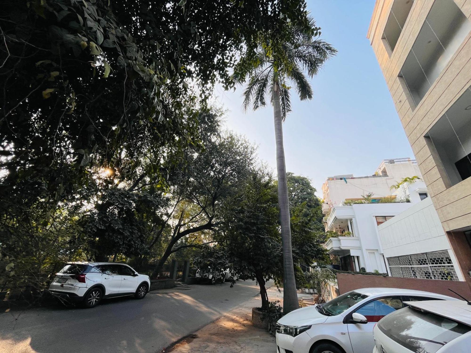 Grove Residency Hauz Khas New Delhi Couple Friendly Hotel Buitenkant foto